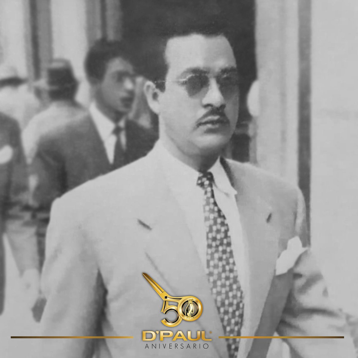 DPAULmx's tweet photo. D’PAUL, marca fundada por Don Jesús de Paul Solano en 1971. 

Maestro sastre cortador, tuvo la visión de proveer de ropa confeccionada sobre medida, a los caballeros de su época. 

La visión y la pasión del fundador aún se manifiestan en cada prenda.

#DPAULEstáContigo 🐧 https://t.co/uGw8TrpFne