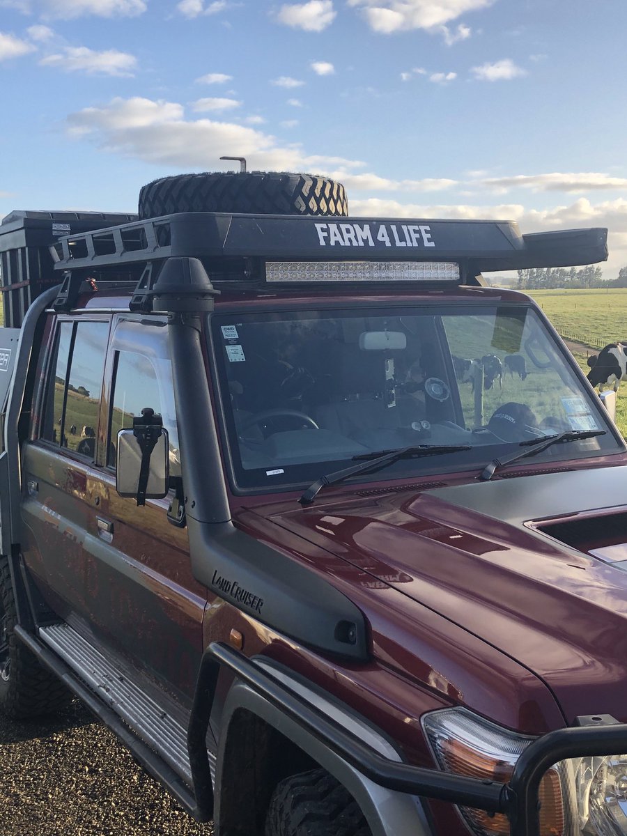 Special guest on farm this morning, awesome work Farm4Life! Great lead up to ⁦@NZRuralGames⁩