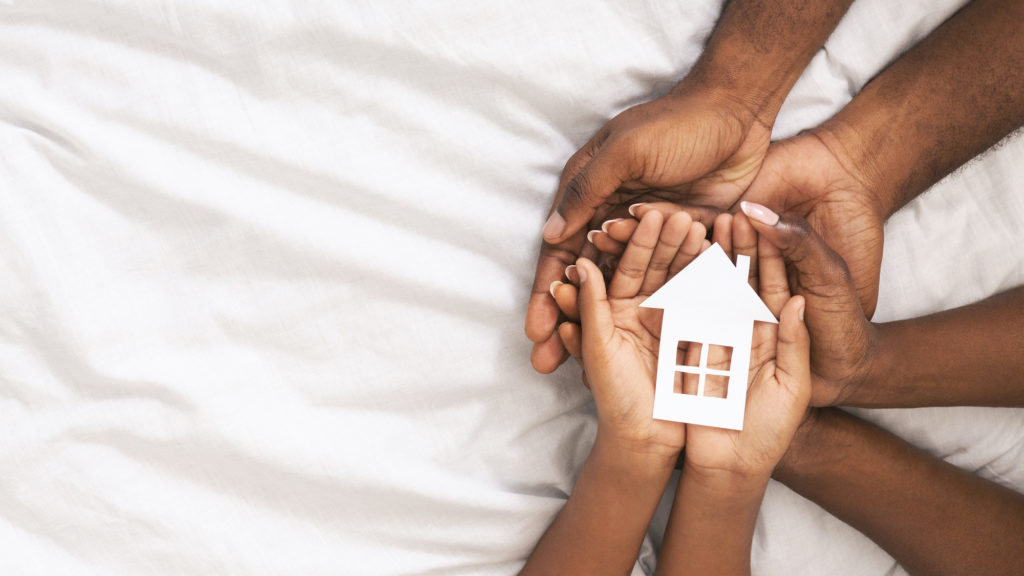 Black Homeownership Rate Hits Lowest Level Since the 1960s—That’s Unlikely To Change in Pandemic Year 2 dlvr.it/RvRbsf