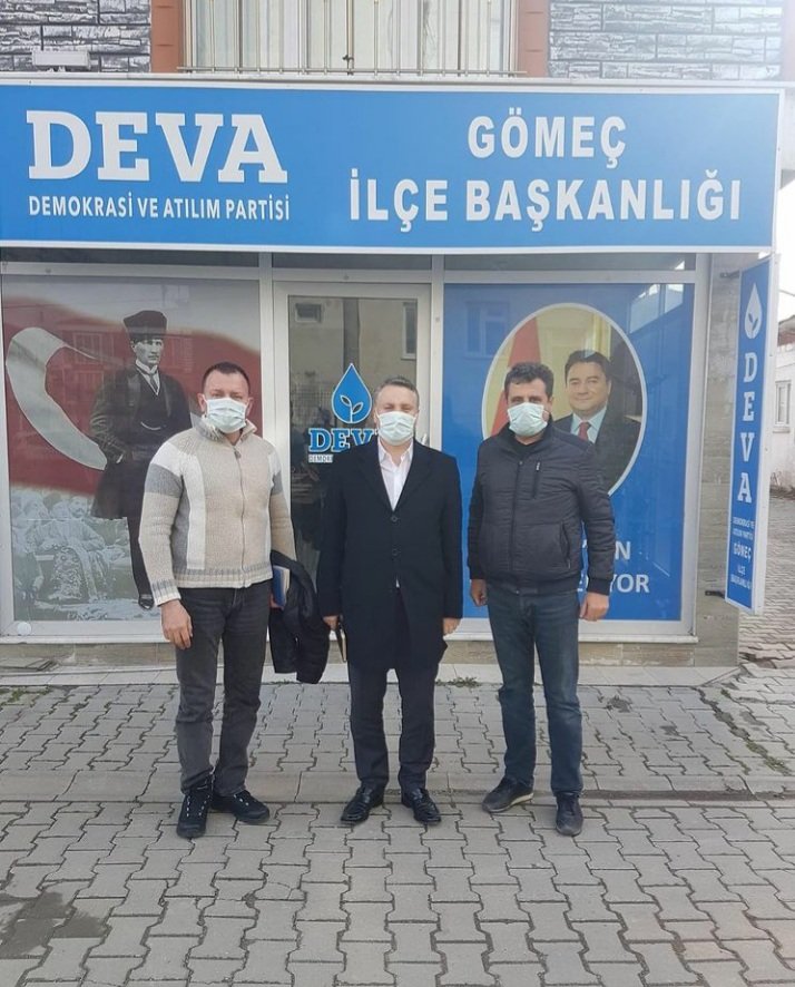 DevaGomec's tweet photo. Deva Partisi il başkanımız Kemal Aydemir ve il sekreterimiz Çağatay Kömürcü, bugün ilçe başkanlığımızı ziyaret etmişlerdir. Kendilerine teşekkür ederiz. @Av_KemalAydemir @CagatayKomurcu https://t.co/5c5o5p5USs