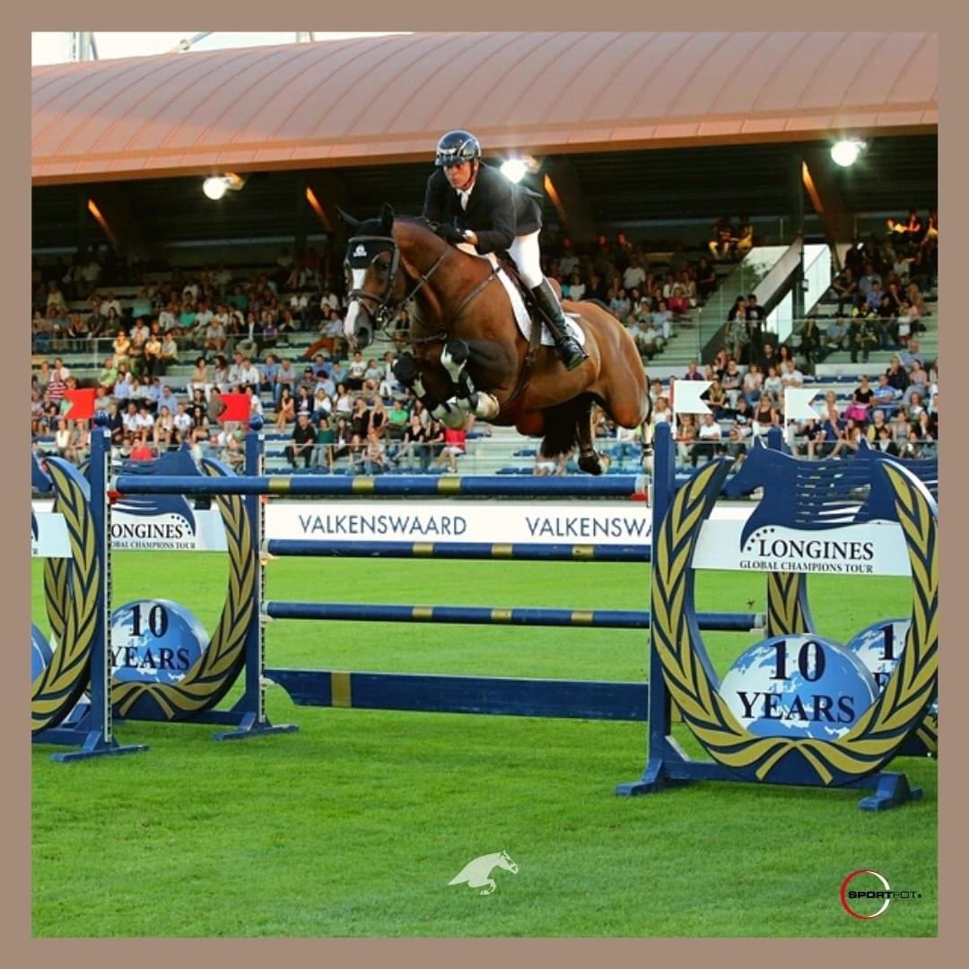 TopsIntArena's tweet image. Who's looking forward to testing out the new 125m by 85m grass arena at the CSI4*, CSI2*, CSI1* and YH event in May?! ☀There will be a wide range of classes to suit all horses &amp;amp; riders in the two arenas at Tops International Arena for more click the link in bio!🙌