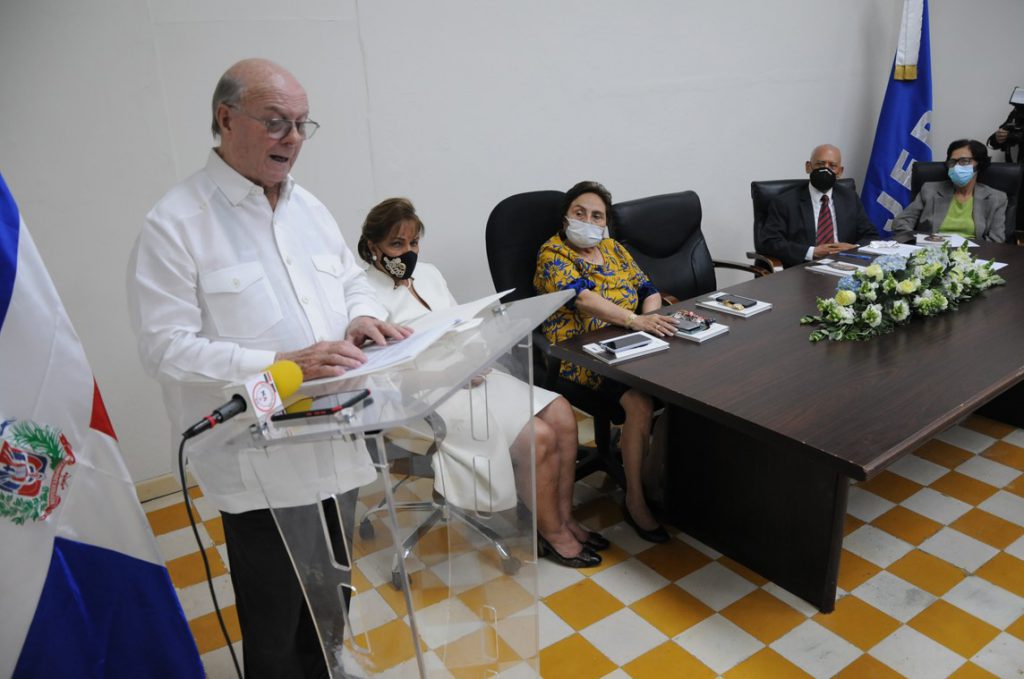 IJFPG1's tweet photo. Hipólito Mejía pondera legado de José Francisco Peña Gómez en la democracia dominicana
Inaugura nueva sede del Instituto de Formación Política Dr. José Francisco Peña Gómez. Calle Santiago 107, Gazcue, DN
https://t.co/Av2gNtHJAy 
@IJFPG1 @RodriguezRicarM @l_sanchez45 
@llegopapa https://t.co/PcDDTbp9NC