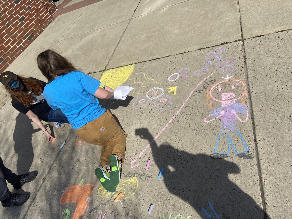 ᴅᴀɴ ᴡʜᴀʟᴇɴ tweet media