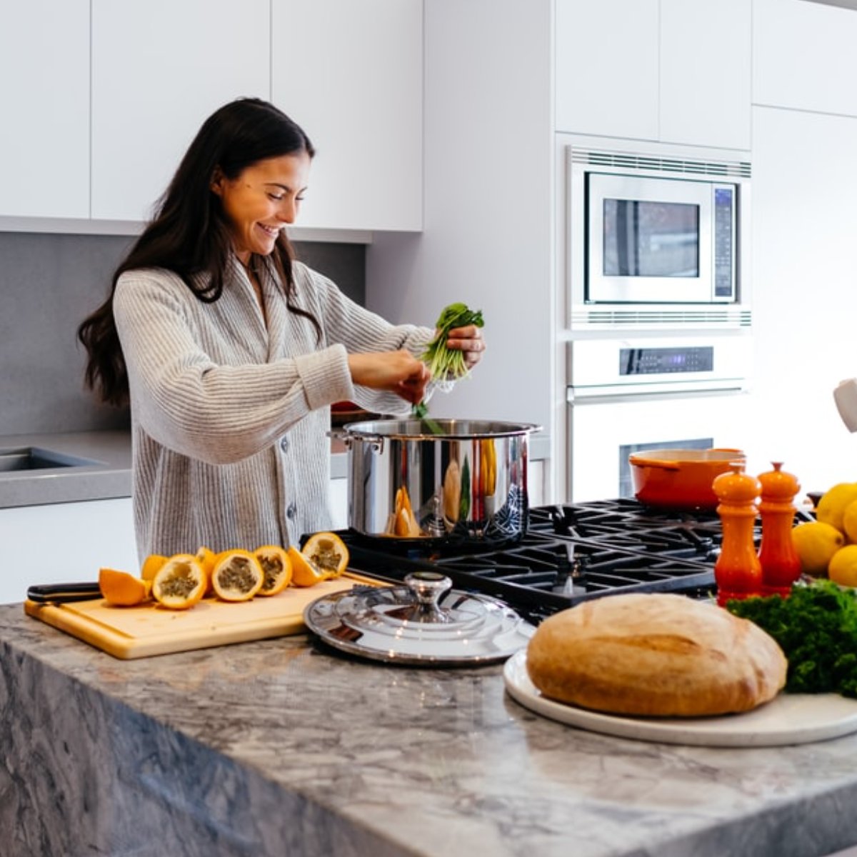 ScheidtDeb's tweet photo. Cooking doesn't feel like a chore when it's in your dream kitchen! Work with Deb to find a space that's ready for all those recipes: (610) 468-5923. https://t.co/KRD9gZf7n5