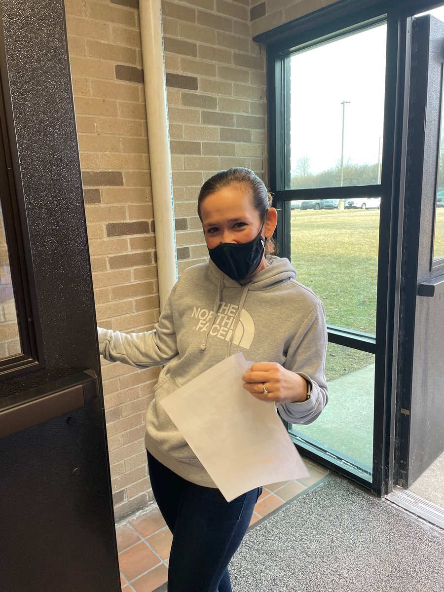 CoachesSms's tweet photo. Another positive office referral for Mrs. Kopchia!  Her kindness is contagious. #SpringIntoGSD https://t.co/BU2JqgbFqP