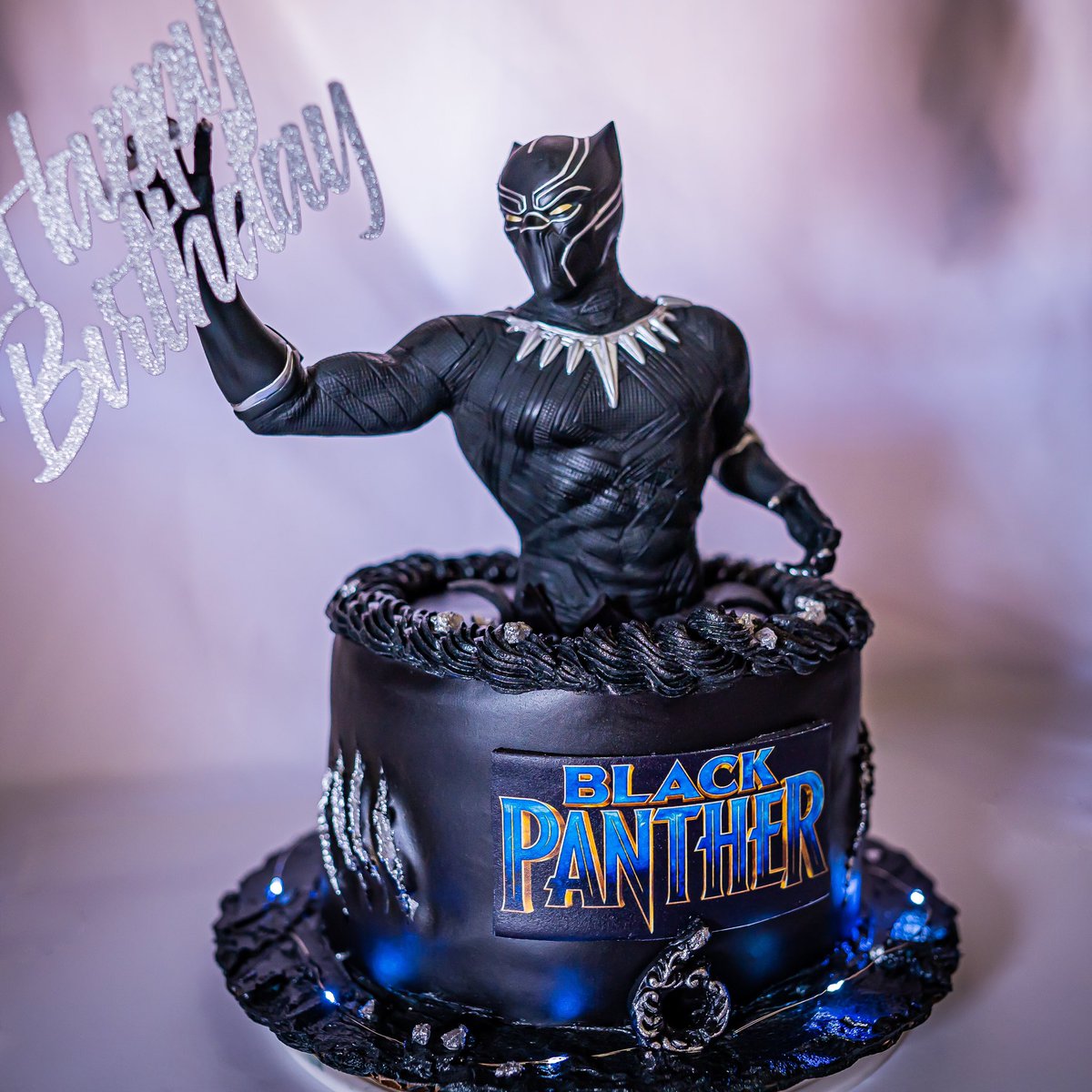 kenharrigan's tweet photo. The KenDen by @lightbyzoe 💫🌌 

#BlackPanther #TheKenDen https://t.co/75qhoofIWJ
