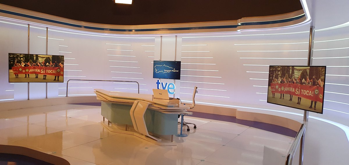 Este VIERNES en "Asturias Deportiva" en Radio Nacional <a href="/rne/">Radio Nacional</a> <a href="/RTVEAsturias/">RTVE Asturias</a>... Real Oviedo; Sporting; Fórmula 1 <a href="/ppenat/">PACO PEÑA</a> ; ciclismo <a href="/Inigo_Zubeldia/">Iñigo Zubeldia</a> ; basket, balonmano, piragüismo @Miguelkayak4 ; y atletismo <a href="/ramongs11/">Ramon Gallego</a>
#Vamos!!
#DeportesRTVE