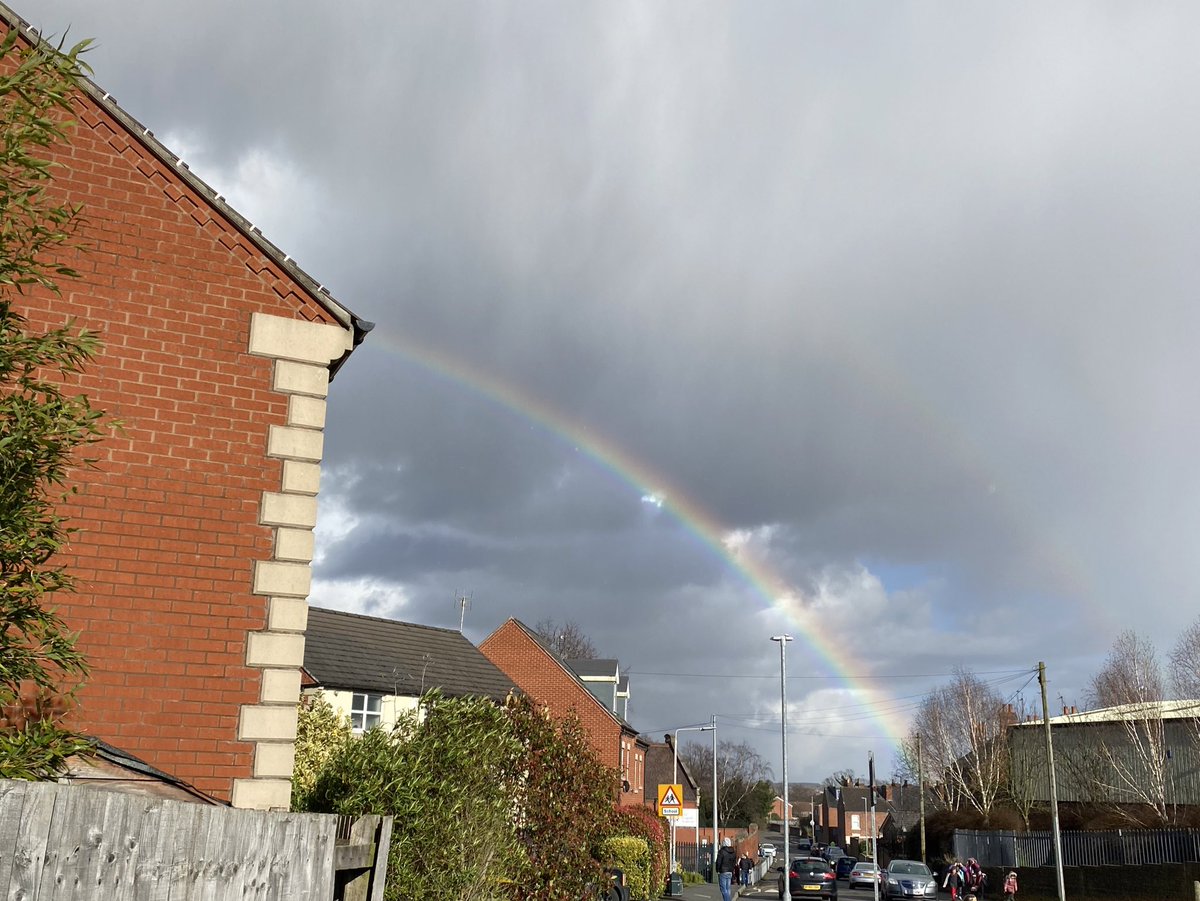 craftyscarley's tweet photo. Double rainbow right over @BrambleAcademy today @evolvetrust @Clairecuthbert9 @Nic1860 @NicolaG53750770 @RDaviesteach @JohnRTeacher1  the sun always shines on the righteous ........ ! ❣️🌈 https://t.co/nVUX1nPcAY