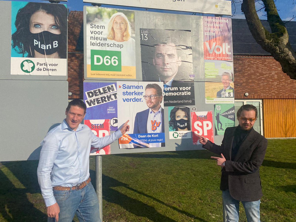 Wat is de kortste weg van Duizel naar Den Haag? Het VVD-lijntje tussen Alexander en Daan!
Alexander Steenhoek (raadslid in Eersel) en <a href="/Daandekort92/">Daan de Kort</a> (kandidaat 2e kamer, nr 28) samen op de foto in #Duizel. Stem VVD, stem op Daan! #eersel  #samensterkerverder #ikvertrouwblindopdaan