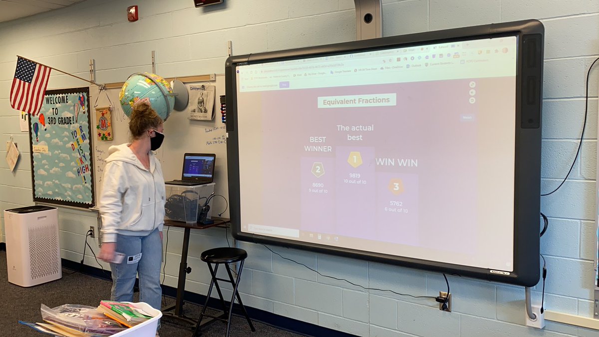 aaronmoon452's tweet photo. When your intern practices Kahoot with equivalent fractions with her students! Spoiler alert she won haha. https://t.co/clzbRd6Lnw