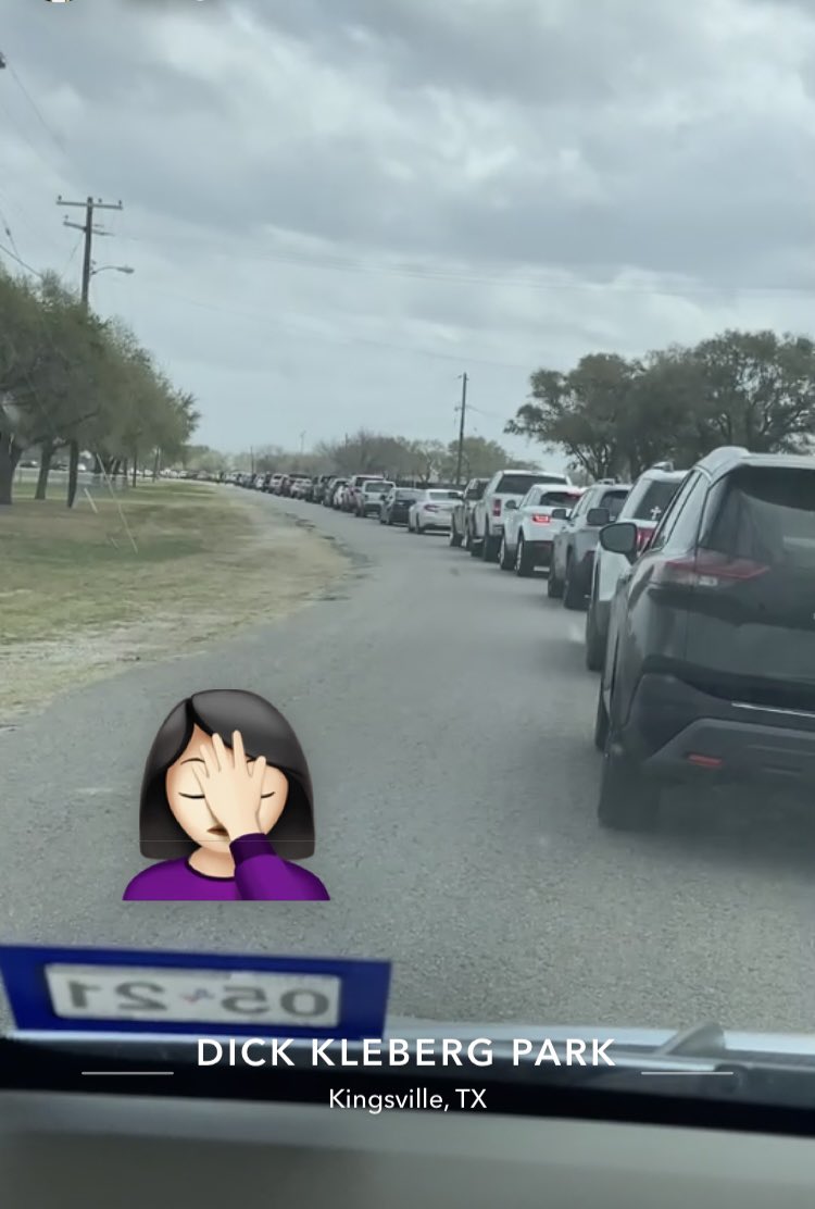 Dr_V_Lucy's tweet photo. Loooooooong line to receive second #COVID19 vaccine in my area! No problem, revisiting this classic! #GoodToGreat #MaximizingTime #AlwaysLearning #LifeLongLearner #thursdayvibes https://t.co/hDuOdNBhBA