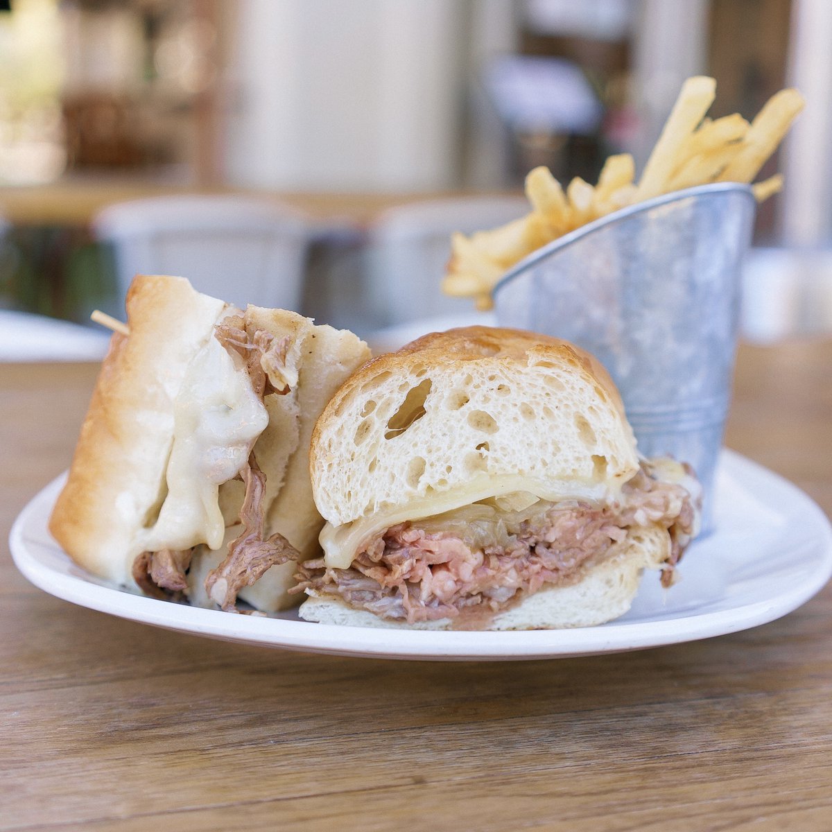 Just giving you all the lunch inspo for a day out and about Old Town Scottsdale! Try our Prime Rib Sandwich with caramelized onions, havarti, horseradish aioli, au jus.