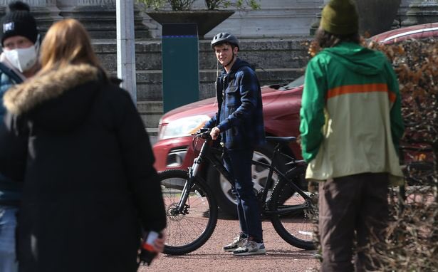 AlexRiderTVFans's tweet photo. Otto Farrant filming in Cardiff

#AlexRider #AlexRiderTV

 https://t.co/UwY300Nykm https://t.co/nDPMlgETVK