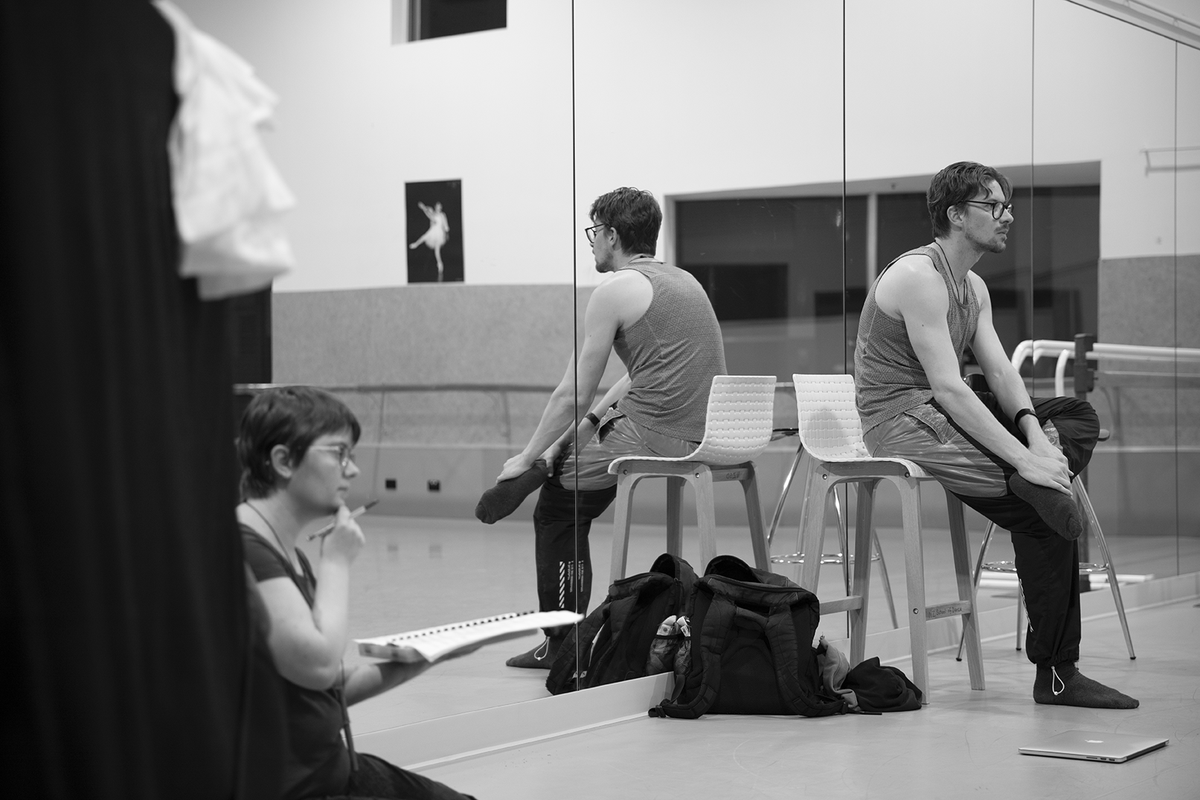 NZSQ's tweet photo. 🌟We're currently on tour with @ChamberMusicNZ for #TransfiguredNight, premiering #TabeaSquire's new work 'I Danced, Unseen' to ten centres across #NewZealand.
👉 Tabae's new work is now featured on the @SOUNZnz blog! Find out more here #nzmusic ▶ https://t.co/D4L42acMgE https://t.co/hr9vhXCKef