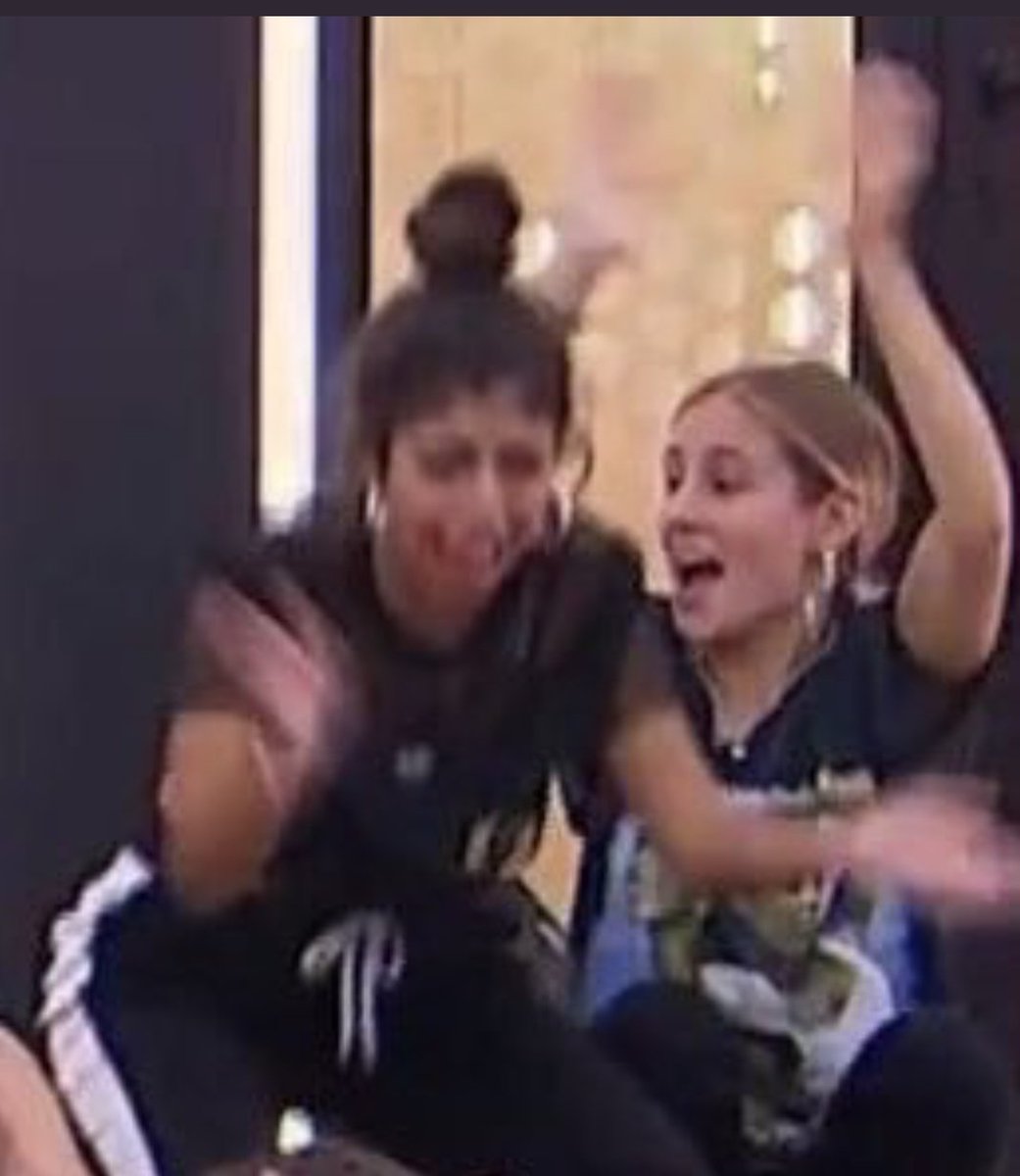 joseangelpm_02's tweet photo. Manuel: "yo no quiero perder contigo aunque sea una amistad"
Lucía: "no estas tu flipao ni na"
#LaIslaDeLasTentaciones9 https://t.co/MnRvhxUSq2
