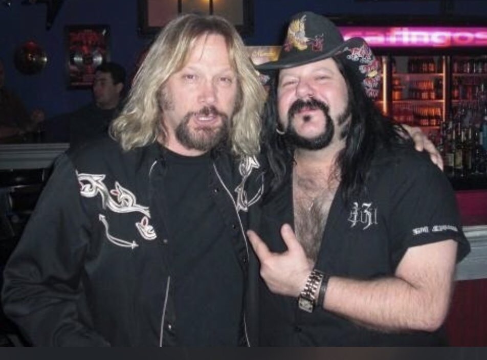 Happy Birthday to the late Vinnie Paul (Pantera, Damage Plan, and HELLYEAH), who would have been 57 today. 