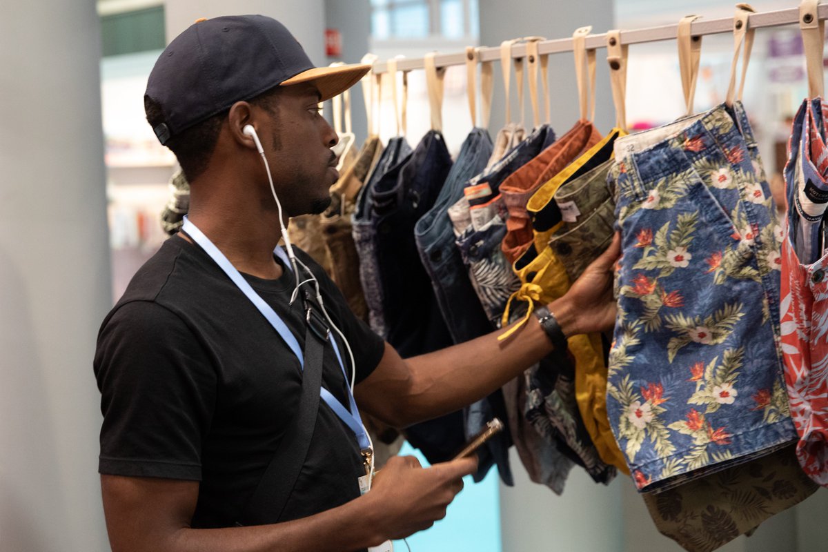 #ApparelSourcingNYC Summer Edition is back July 20-22 at the Javits Center with 3 ways to source: pop-up hybrid, virtual, or in-person. Stay tuned for registration information. 
More info: bit.ly/APPSHome