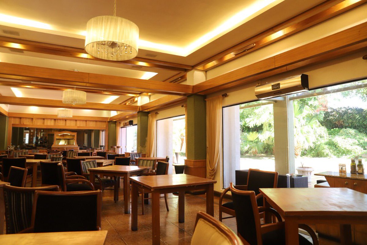 JorgePY96's tweet image. El emblemático restaurante Mburicao anuncia que después de un año reabrirá oficialmente sus puertas desde mañana, contando con purificadores de aire que elimina virus y bacterias con alta tecnología único en el país y toda la región.

Porque lo bueno también hay que destacar💪🏻🇵🇾