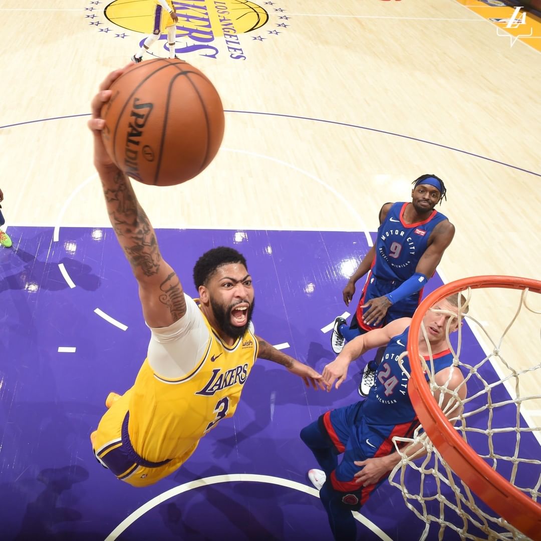 Happy Birthday to the champ, Anthony Davis! (     