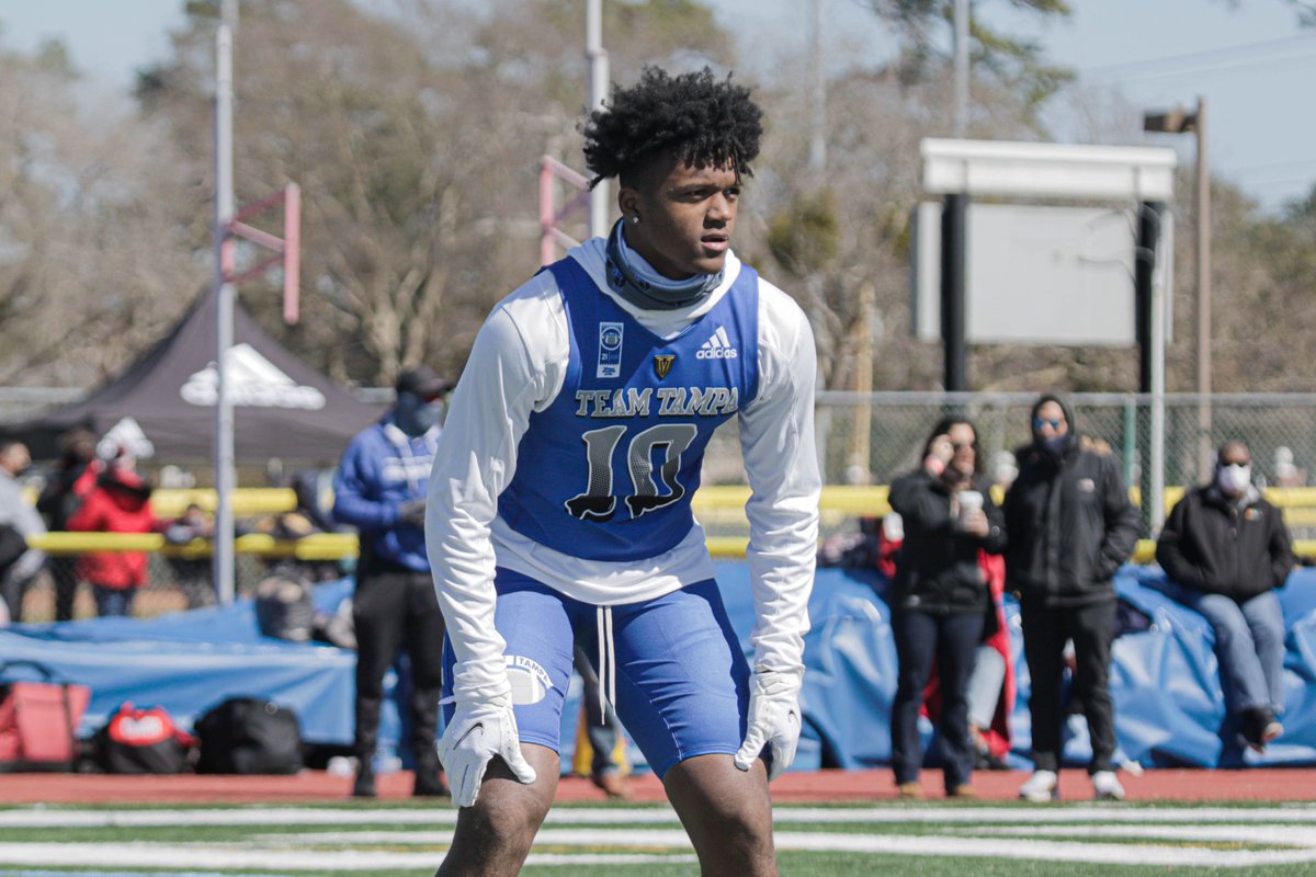 .@gabrieldbrooks with some new names to know in the class of 2023 after the @247Sports weekly rankings meeting: https://t.co/d1VVkH02YT https://t.co/dh8fwNFICY
