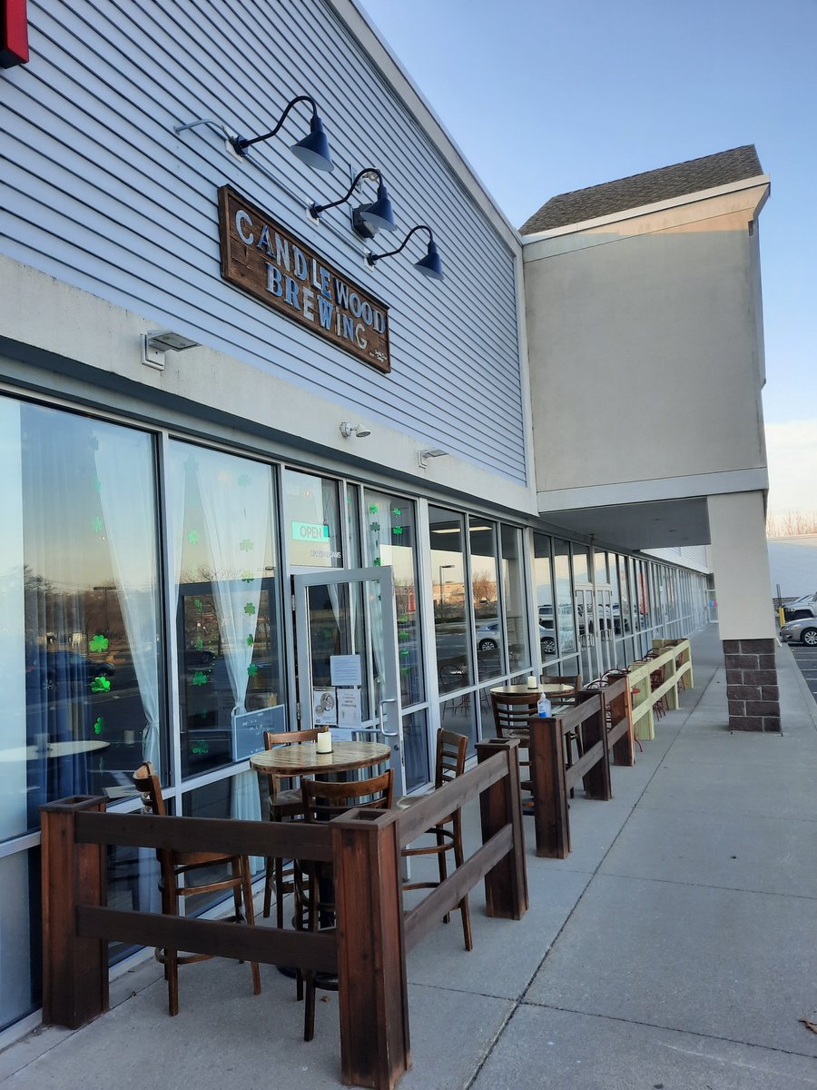 Beautiful night and the newly expanded patio is open!