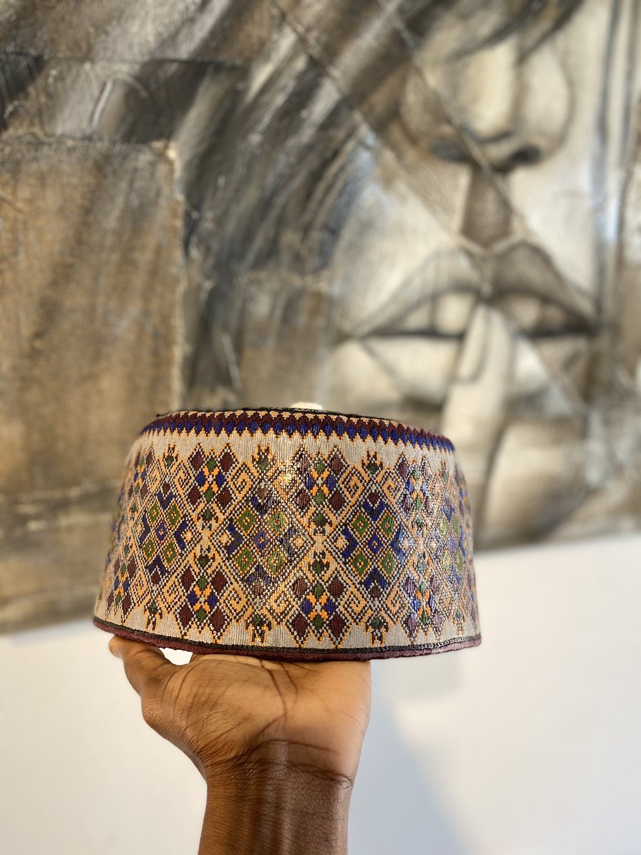 caphub_'s tweet photo. At Caphub, we derive pleasure from giving premium quality handwoven caps..
PRICE : 28,000 each
#caphub #premium #tangaran https://t.co/6dZhvymERE