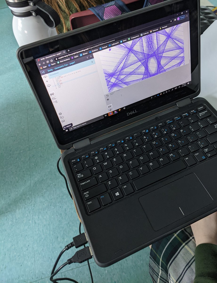 sandramtheobald's tweet image. Student #1 to Student #2 after running her Lynx code during math class - "I can't figure out why this is so rewarding". @CanCodeToLearn @SJCHSSPARTANS