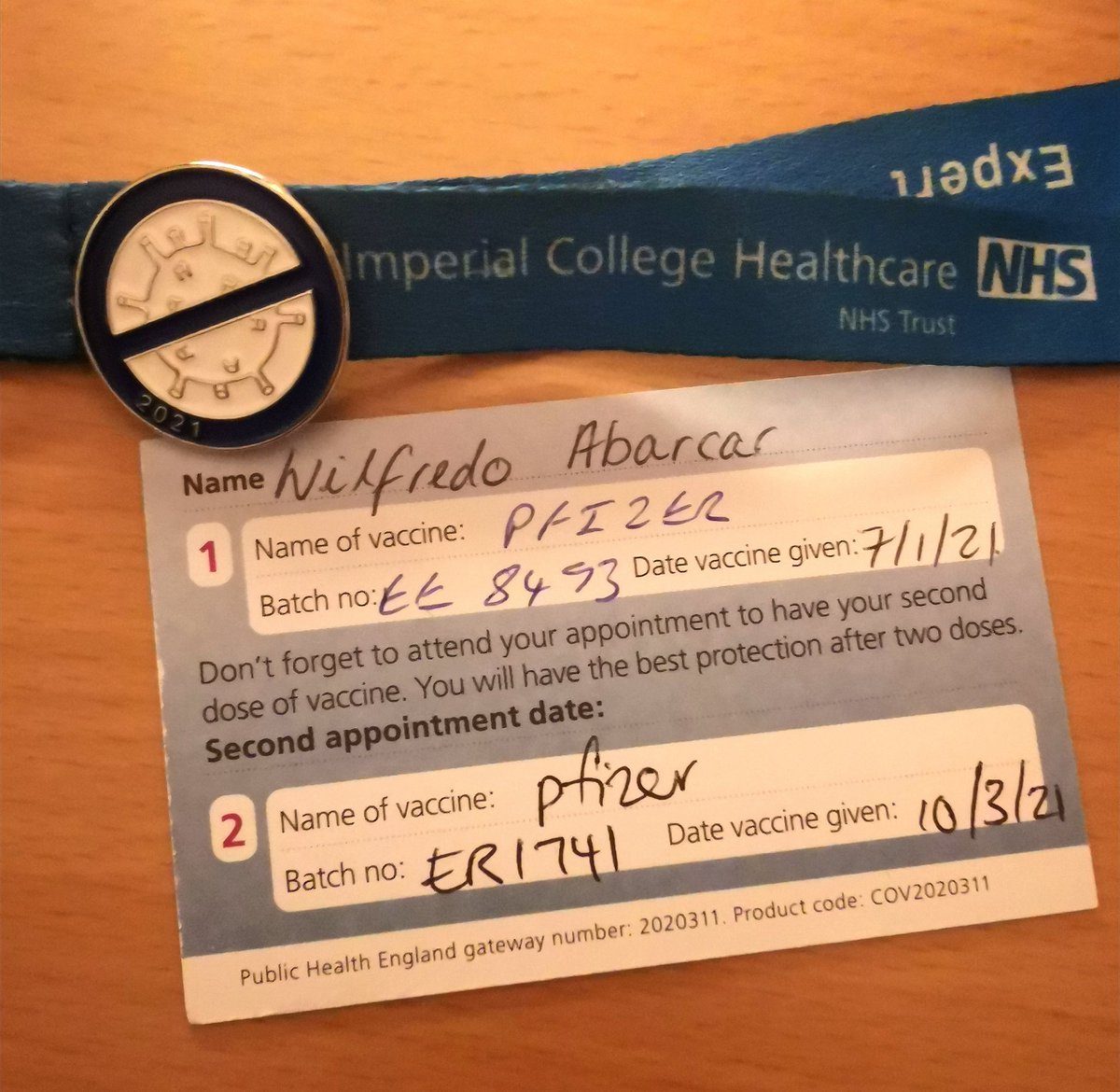 circleofwill's tweet photo. Fully vaccinated! 💉💪🩹
Very grateful @ImperialNHS
#CovidVaccine + #FrontLinePin
@Imperialpeople https://t.co/7W56oY9RHs