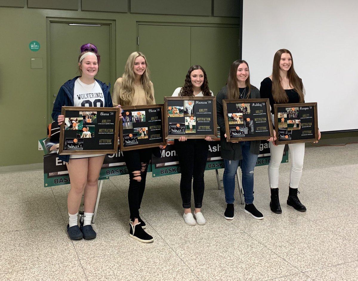 Special thanks to our 5 seniors and their families. First class we’ve had come through from 7-12 and they’ve competed and dedicated themselves to our program every step of the way. Players who have made a positive impact on our program! #family