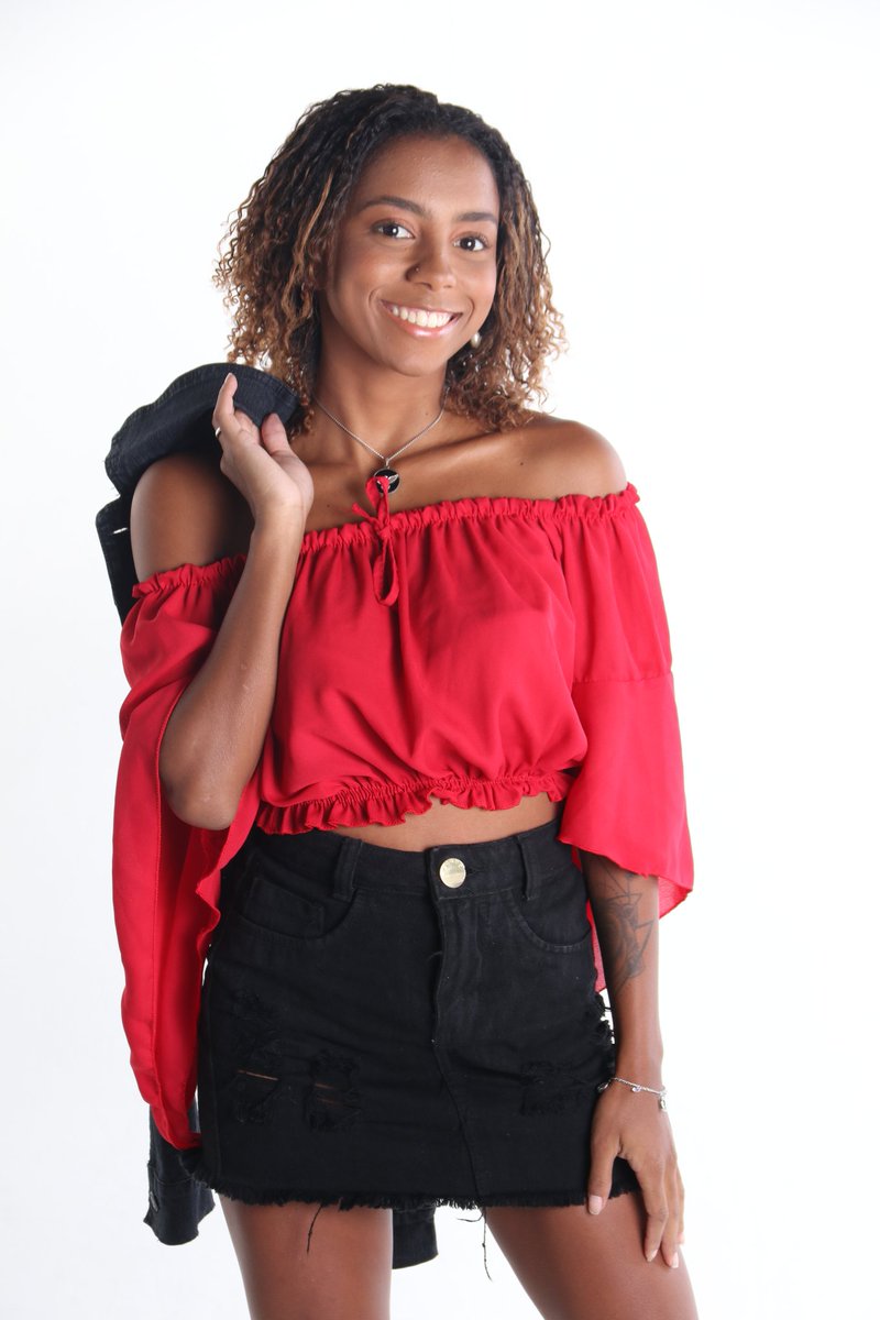 Lely_Fgrd's tweet photo. Oe povo então,recentemente me tornei modelo e tô precisando de Jobs!Me ajudem a divulgar meu perfil por favor! Modelo para fotos de campanhas de lojas,de cosméticos,roupas etc...sou agenciada pela @Wmodelgroup mas podem me chamar na dm tbm serei grata a cada Rt/ e fav😍👏#wmodel https://t.co/tTB1vWDQlz
