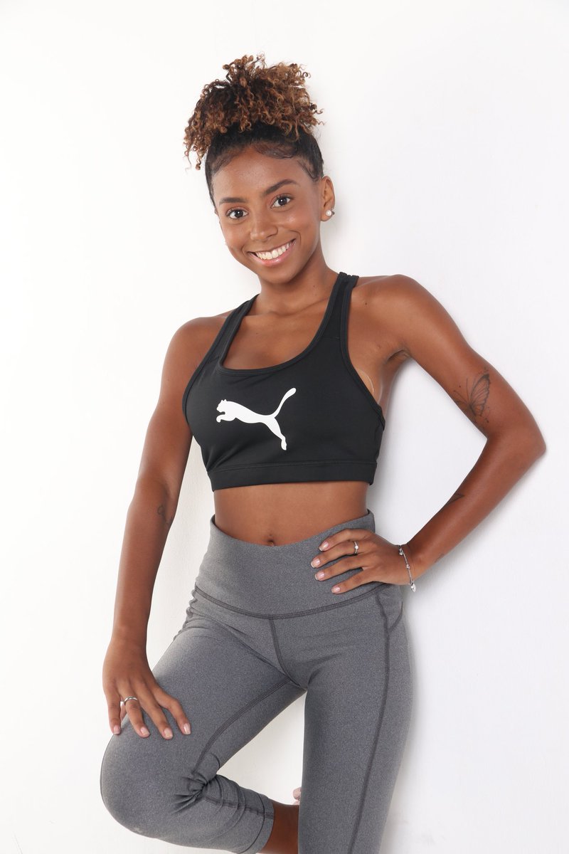 Lely_Fgrd's tweet photo. Oe povo então,recentemente me tornei modelo e tô precisando de Jobs!Me ajudem a divulgar meu perfil por favor! Modelo para fotos de campanhas de lojas,de cosméticos,roupas etc...sou agenciada pela @Wmodelgroup mas podem me chamar na dm tbm serei grata a cada Rt/ e fav😍👏#wmodel https://t.co/tTB1vWDQlz