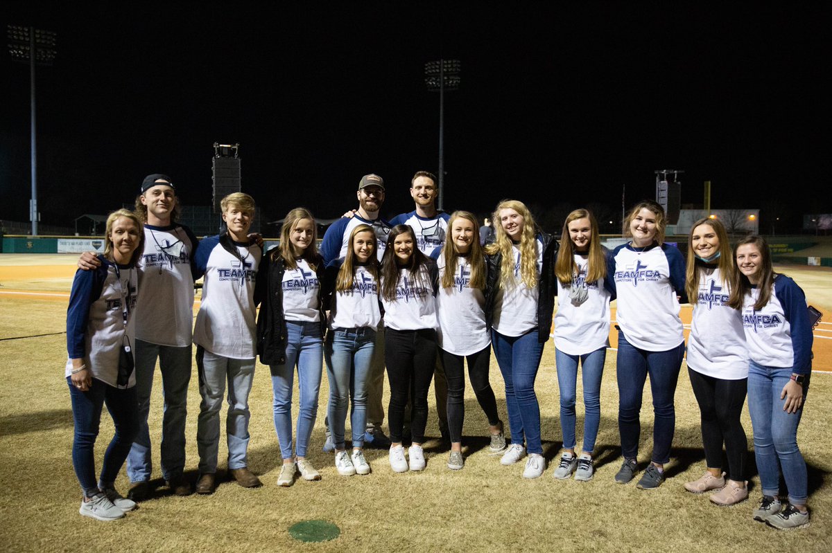 This is no game! Time is running out...

“HE must increase; I must decrease.”- John 3:30

Darryl blasted a spirit-filled WORD out-of-the-park last night🙏🏼🍓
<a href="/StrawMinistries/">Darryl & Tracy Straw</a> 

Don’t believe the lie, NOTHING can fill the void you feel but JESUS.

#FCA
#BestTeamEver