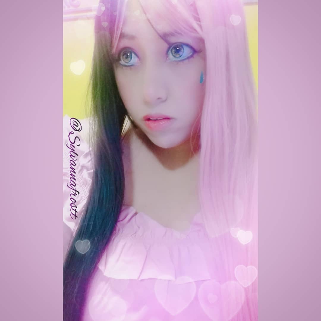 Sylvannafrostt's tweet photo. Pacify her🎶 She's getting on my nerves. You don't love her stop lying with those words 🎶💕🍼
#pacifyher #melaniemartinez #crybaby #makeupinspired #inspired #sad #cosplay #makeup #cry #crygirl  #sadgirl #cosplaygirl https://t.co/349vGtcqez