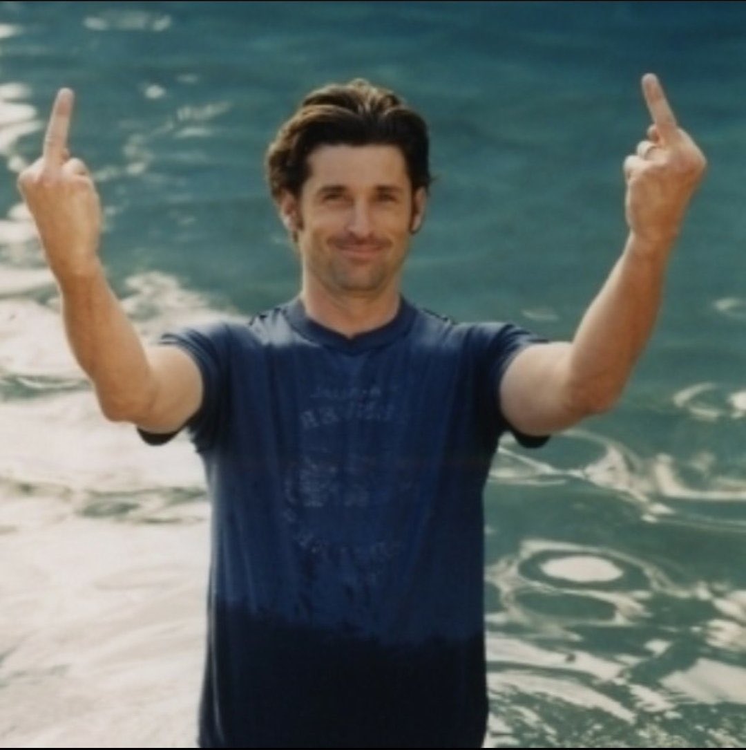 graycefacex's tweet photo. Derek appearing after watching us all cry over DeLuca #GreysAnatomy https://t.co/R0c8uWKlFQ