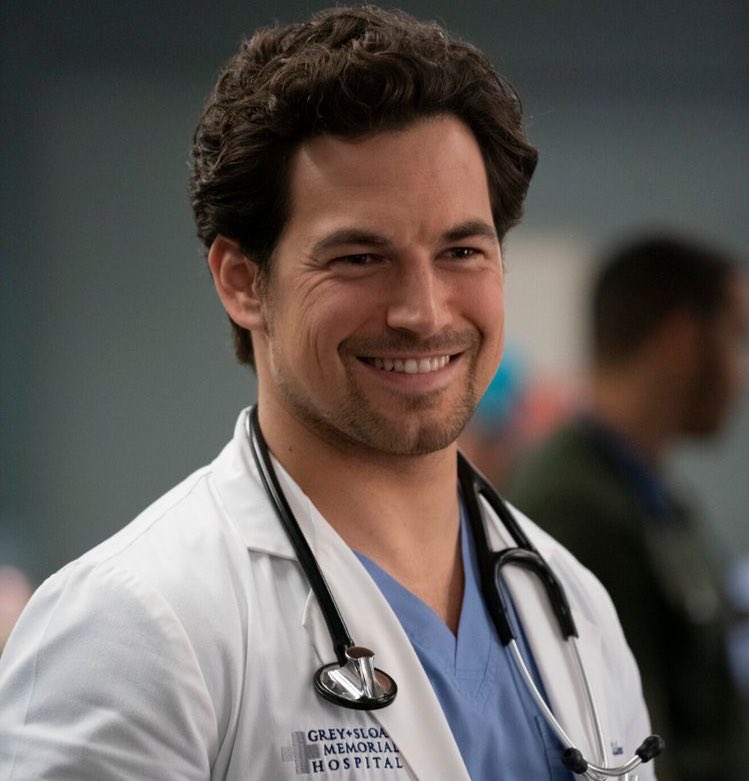 no it’s literally not fair because he was just starting to feel good again mentally and they fucking kill him off bye #GreysAnatomy
