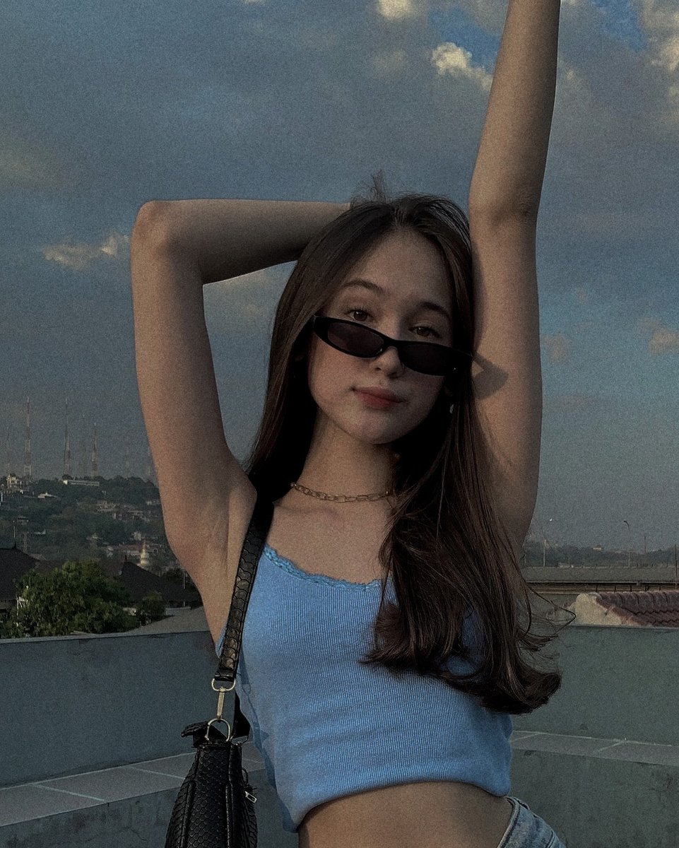 Newbie kak - !!
OOC 

mutualan ? RT
fambest ? DM jgan malu"

#roleplayerindonesia #roleplayer #rpi #rp #mutualan #MutualanAjaDuluSiapaTauJodoh #Mutualankuy #fblb #rpworld #RPindo #RoleplayIndonesia #roleplayertwt #roleplayertwt #ROOT #roleplayerindo