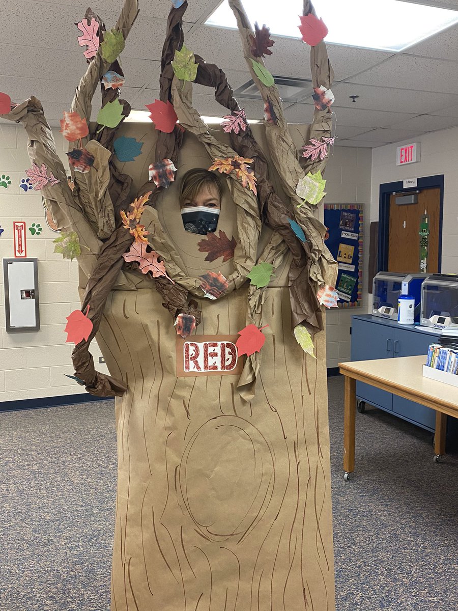 Red and Bongo surprised students with their own copy of Wishtree today! Reading together makes our hearts and minds happy! <a href="/sbonk93/">Shawn Bonk</a> <a href="/CLPrincipalD93/">Chris Pietroski</a> <a href="/APCloverdaleD93/">Bob Wroblewski</a> <a href="/CCSD93/">CCSD93</a> <a href="/kaaauthor/">Katherine Applegate (kaaauthor.bsky.social)</a> #ProudToBeD93