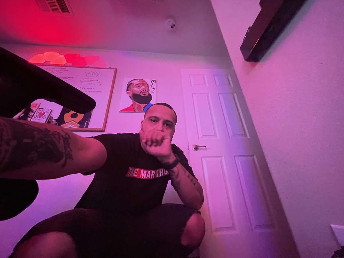 CurtissKing's tweet image. We’re going live at 4pm pst 🌊 
#Flowcation Ep. 47

Hit the YT reminder
🥁 youtu.be/TwR3gIBhlIg