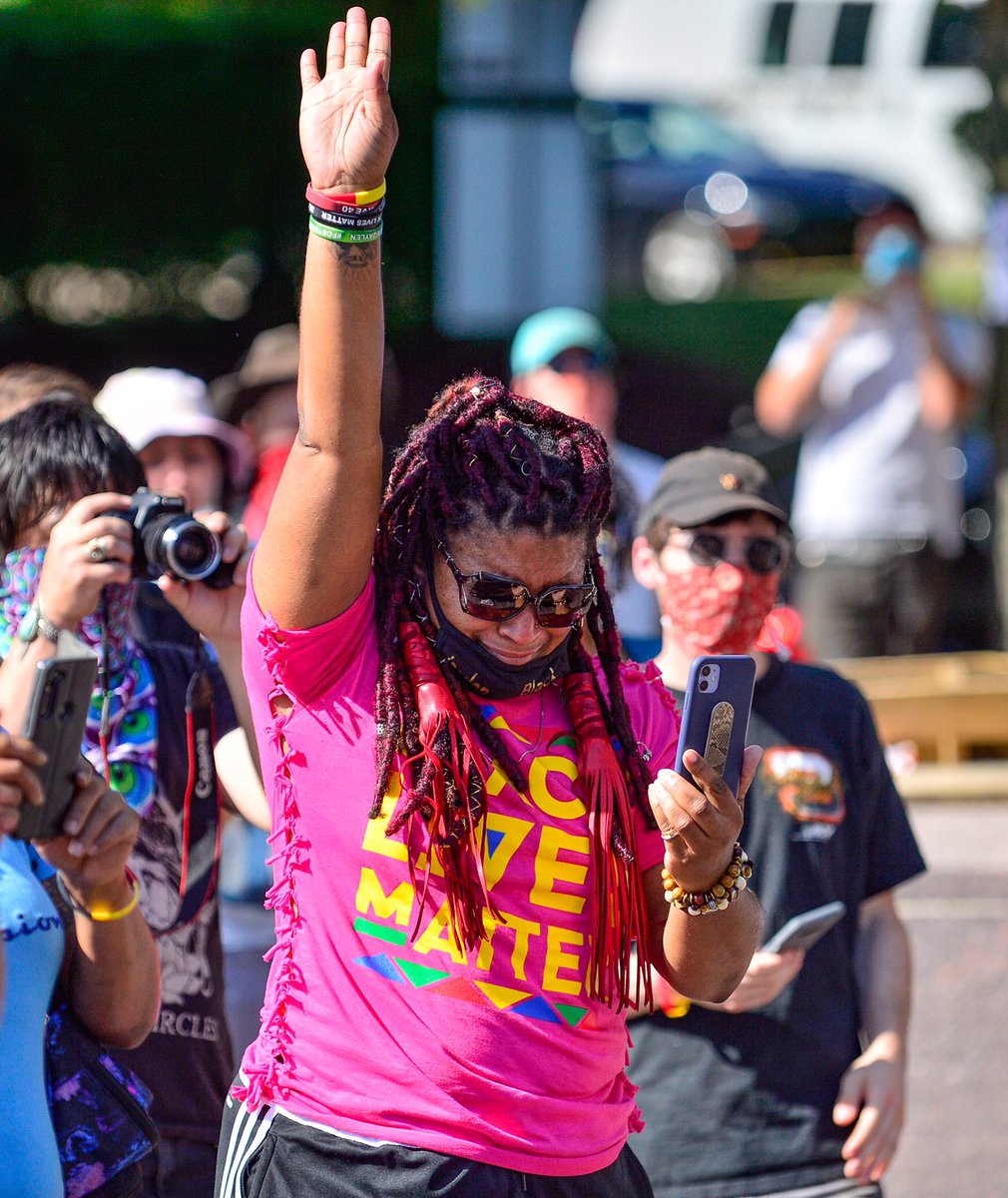 Happy Birthday <a href="/danniebrwn/">DannieX2Joys</a>. Congratulations on unveiling your new foundation today; something you’ve worked so hard on the past year. You’re an incredible inspiration to many. Glad you’re back up and on your feet and doing better. See you soon.