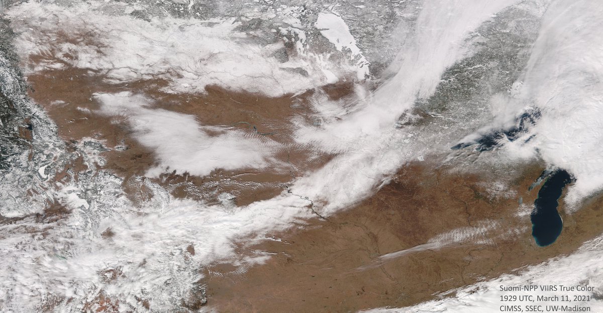 Minnesota experienced heavy snow, thunder snow & a tornado-warned storm from the same weather system on Wednesday. Fresh snow outlines the storm track today. Sharing #VIIRS True & False Color to better discern snow (cyan) from clouds in False Color. https://t.co/yCNKCKyryx #MNwx https://t.co/w8HkD2Vhqa