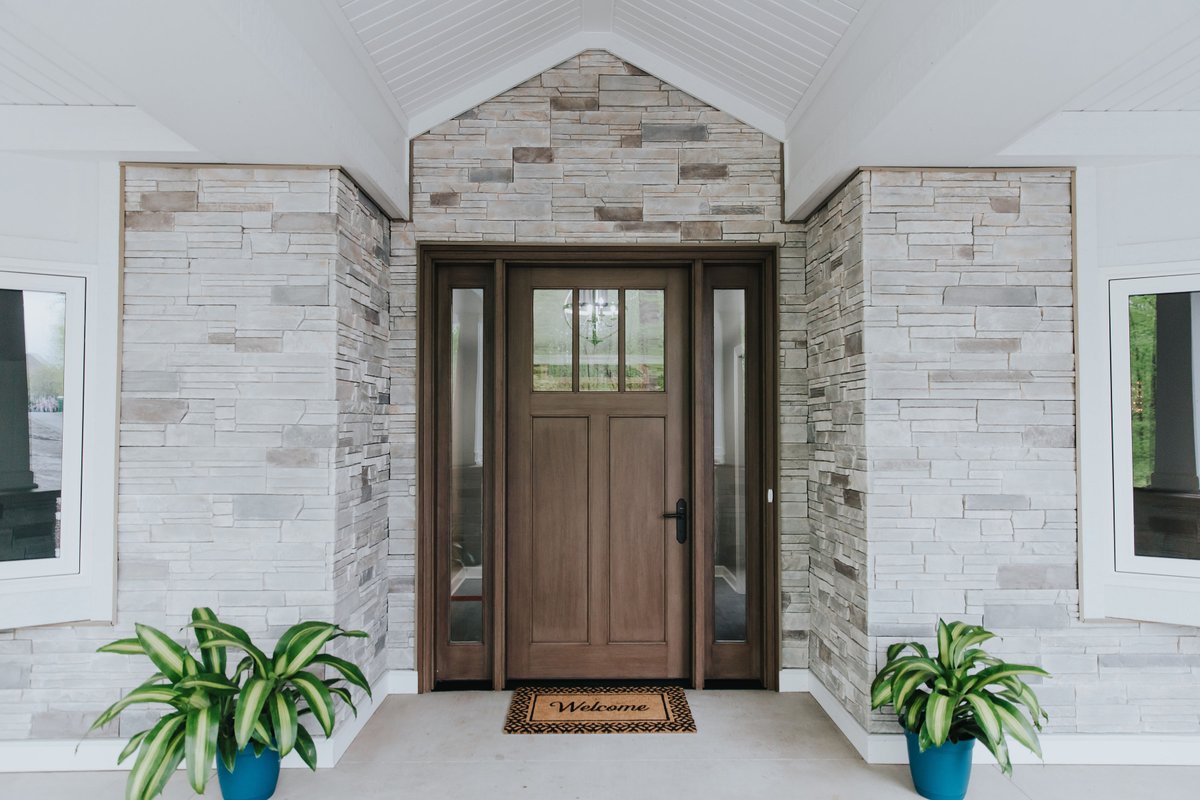 JAH4WW's tweet photo. In May '19 CPL #KyleMoser -a double #amputee following injuries received while serving w/the #Marines- crossed the threshold to their brand-new, mortgage-free, accessible home. #ThankYou @ThermaTru #JAH4WW for opening the door for Moser &amp; his family! #veteran #MilitaryFamily https://t.co/YcCljfeLEB