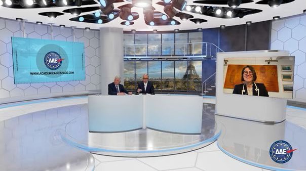 Bulc_EU's tweet photo. 💻 Le #Webinaire ✈ #Transport #aérien en crise et défi #climatique ✈🍃 a débuté ce matin.👍
🛑Pour nous rejoindre// Inscription : https://t.co/asZCcUsrva ouverture avec:
#MichelWACHENHEIM, #PhilippeForestier #VioletaBulc https://t.co/nnKmtsz0NL