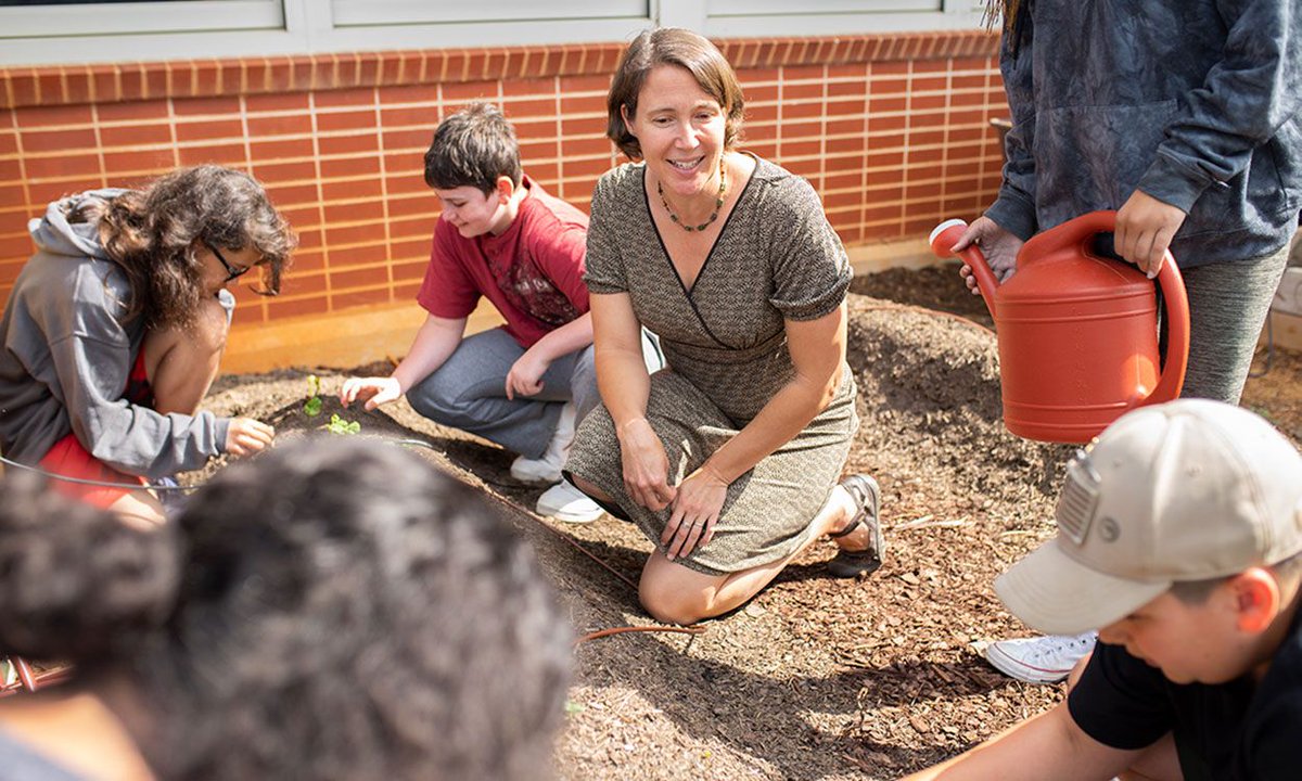BWFUND's tweet image. Catamount School teacher recipient of Burroughs Wellcome Fund Career Award buff.ly/38uAq06 #bwfcasmt #bwfstem #ncstem #STEMeducation