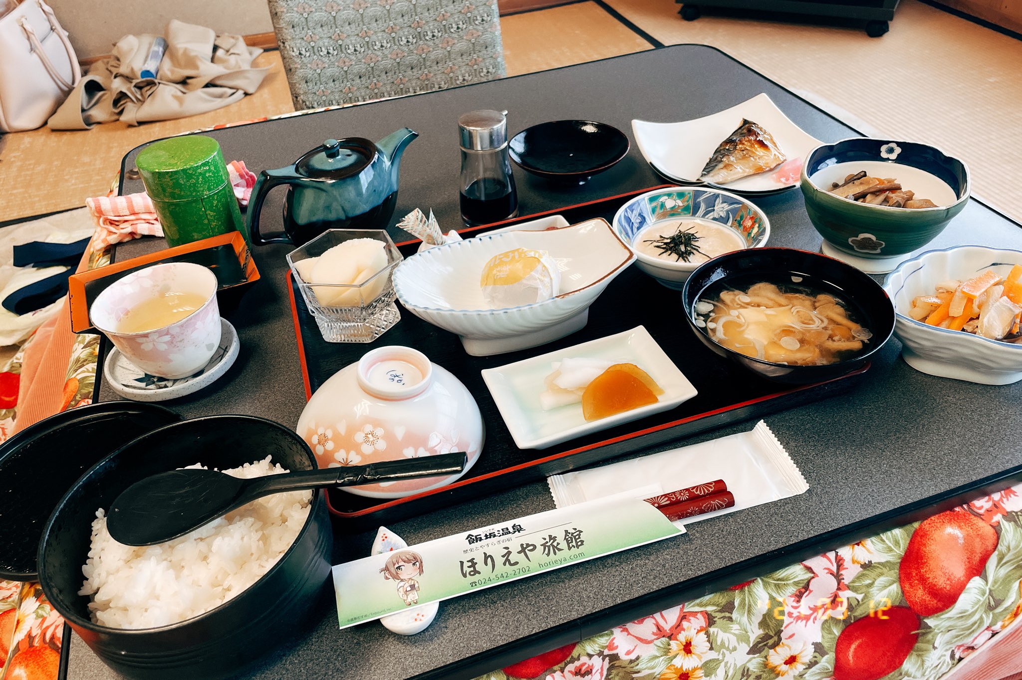 我妻ゆりか 旅館の朝食 ゆりかの一人旅 T Co Wgfsspx8va Twitter