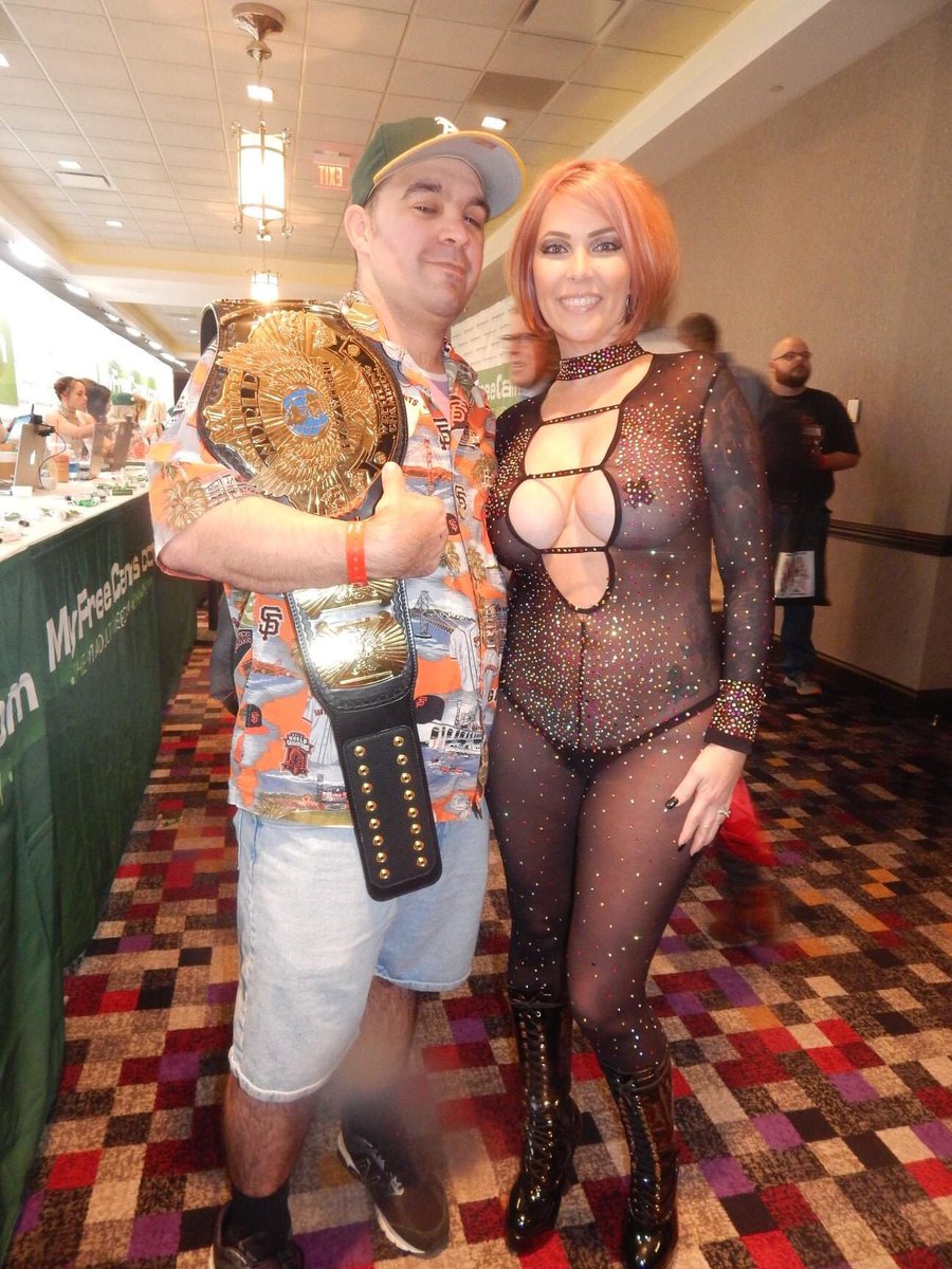 #tbt @MelissaDawsonDD @John316Cox at the @AEexpo 2018!!!