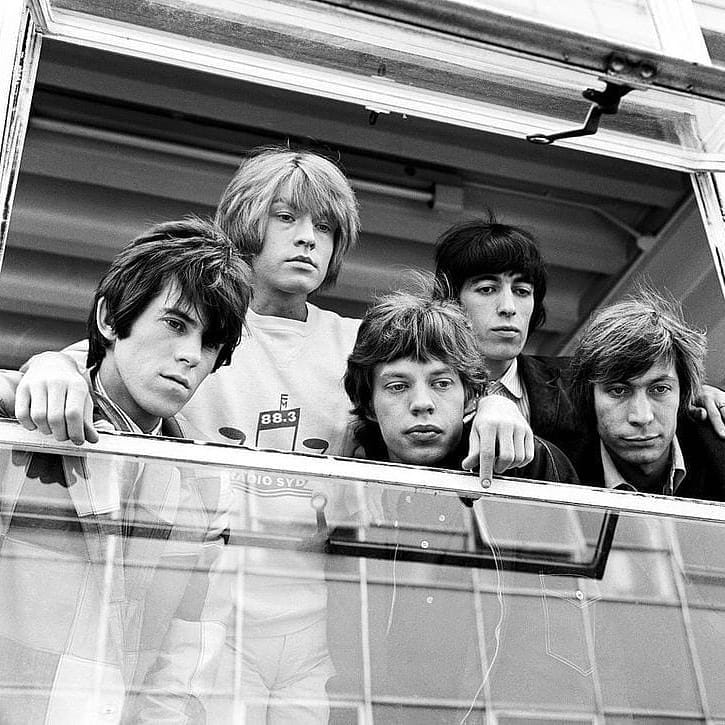 ReelsdoRock's tweet image. Os Rolling Stones vendo você andando sem mascara promovendo aglomeração 

#FicaEmCasa #FiqueEmCasa #lockdownSim