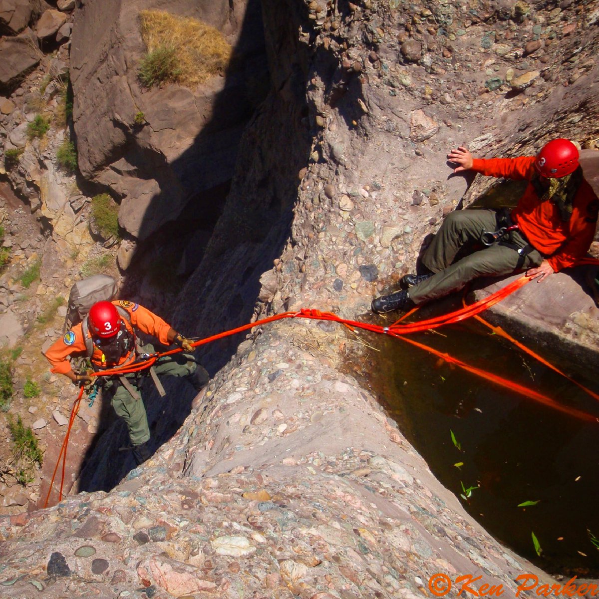 MtnRescueAssoc's tweet photo. Are you a great photog? 📷

Longtime MRA sponsor @SterlingRope has a photo contest for MRA members &amp; teams to win gear!! DEADLINE is APRIL 15th. Deets here: https://t.co/qolXm6VgDl 

Photo: Antonio Arizo 
#mtnrescueassoc https://t.co/6yhIXjmwao