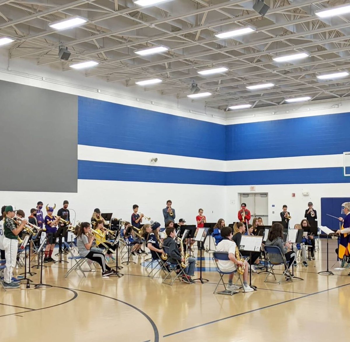 HeritageNL's tweet image. Band Concert and Sports Day during Spirit Week. So much to be thankful for as we head into Spring Break. 

We close out Spirit Week tomorrow with Beach Day! Go Eagles. 🏖 🦅 🏝 #HCSTransform