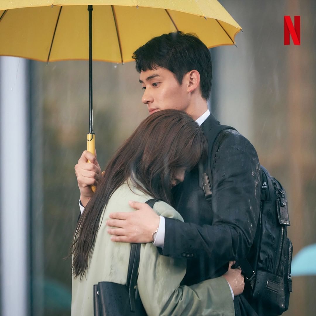 ate_chae's tweet photo. netflix korea ig update ❥
#LoveAlarm #LoveAlarm2
#LoveAlarmSeason2
#KimSoHyun #SongKang #GoMinSi #JungGaRam #KimShiEun 
still cuts 🤍 https://t.co/vLxk7kjdOe