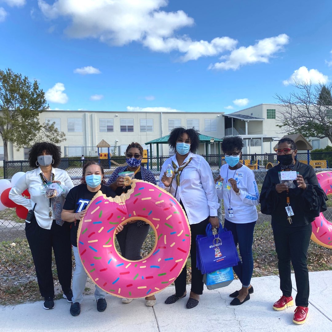 TIUFlorida's tweet photo. What an amazing time our Trinity Florida staff had volunteering at the Donuts with Dads event at North Lauderdale Pre-K-8 @NLPreK8 school yesterday!
#TIUFlorida #TrinityFlorida #NorthLauderdaleElementary https://t.co/7iHEP2aqIv